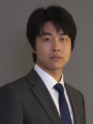何振豪证件照